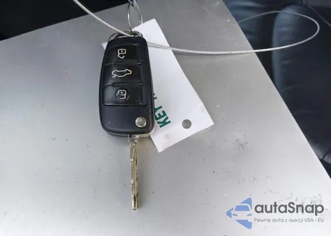 2010 Audi Q7 3.6 Premium из США, поврежденный, VIN WA1LYAFE1AD007008